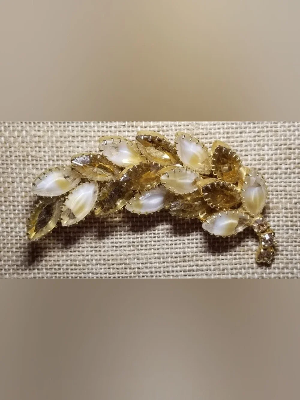 Lovely Autum Fall Vintage Spray Givre Glass Stones Brooch Pin